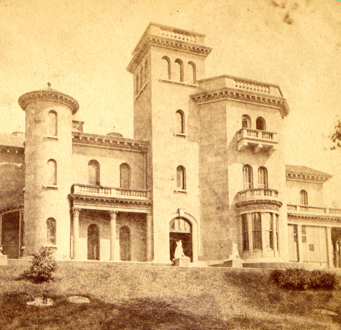 The Litchfield Villa