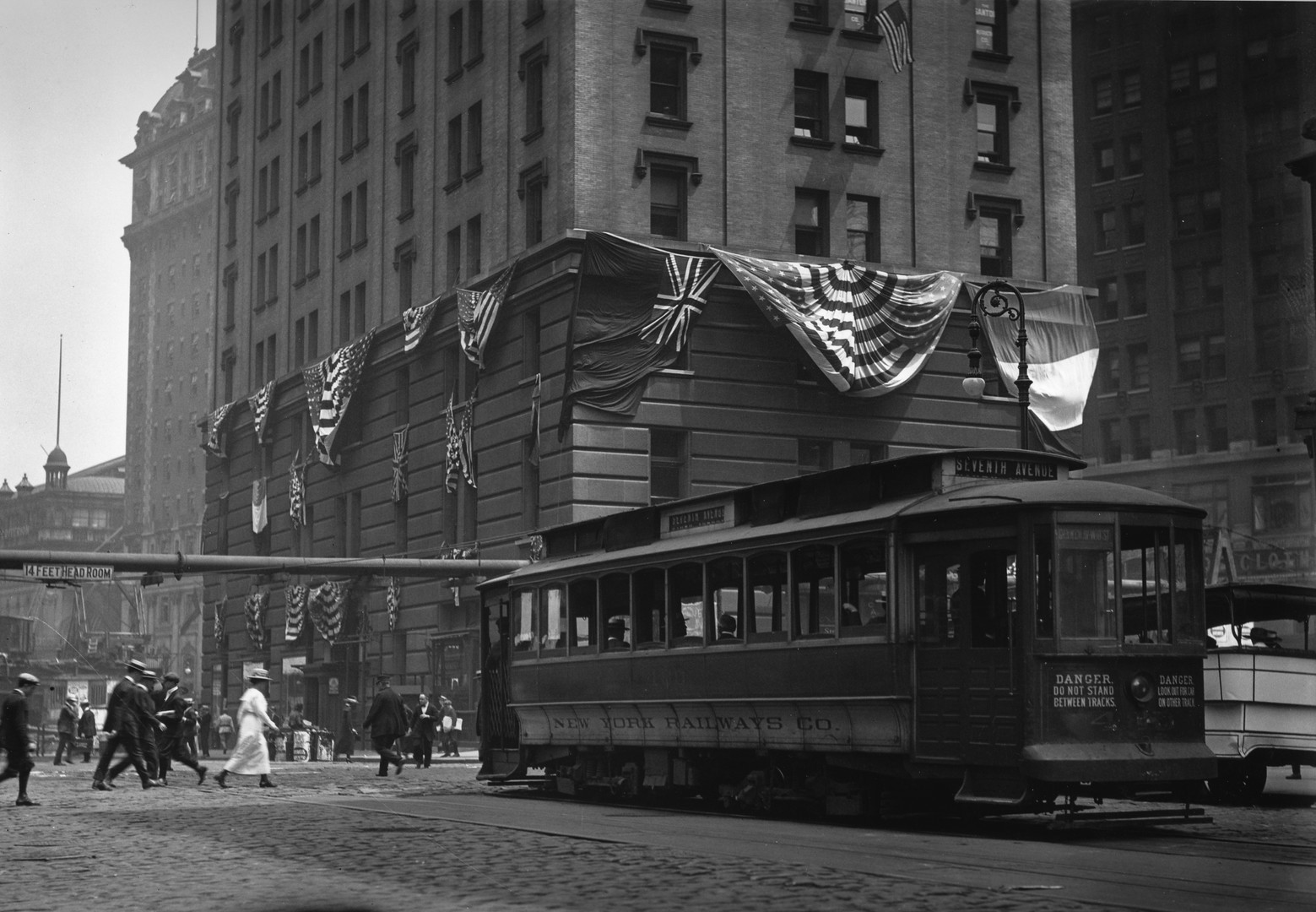 The Time of Trolleys Urban Archive