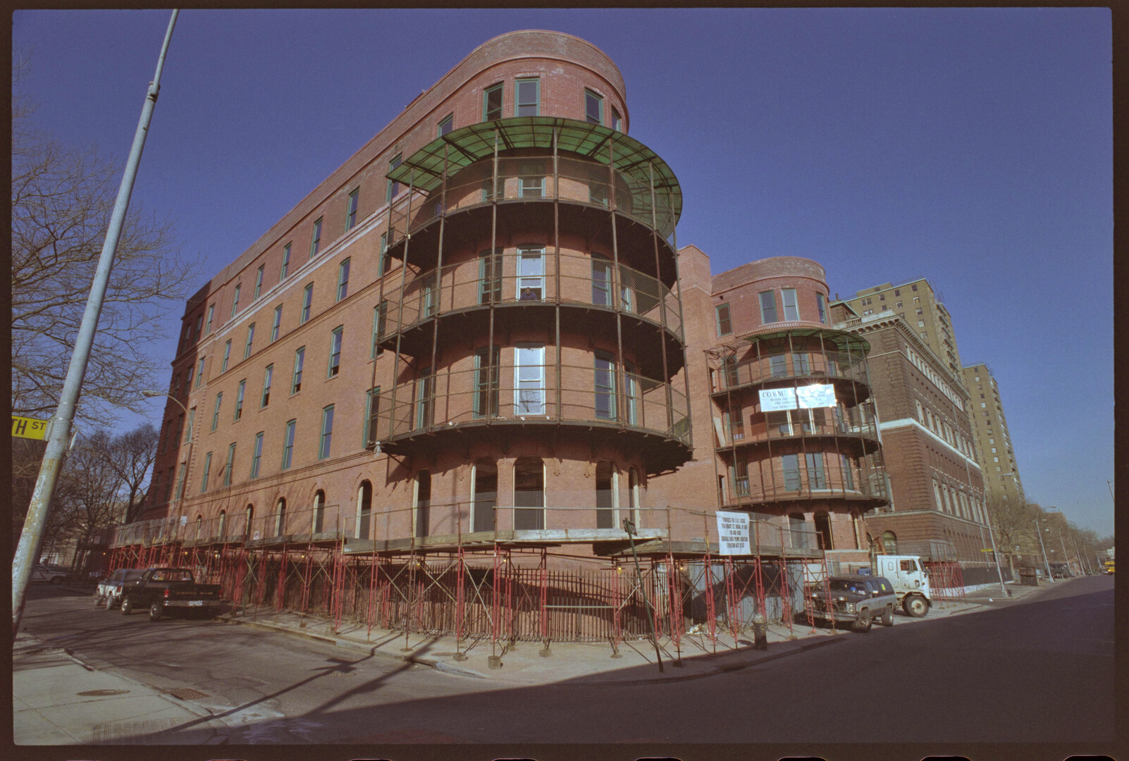 From Abandoned Tuberculosis Hospital to Supportive Housing Urban Archive